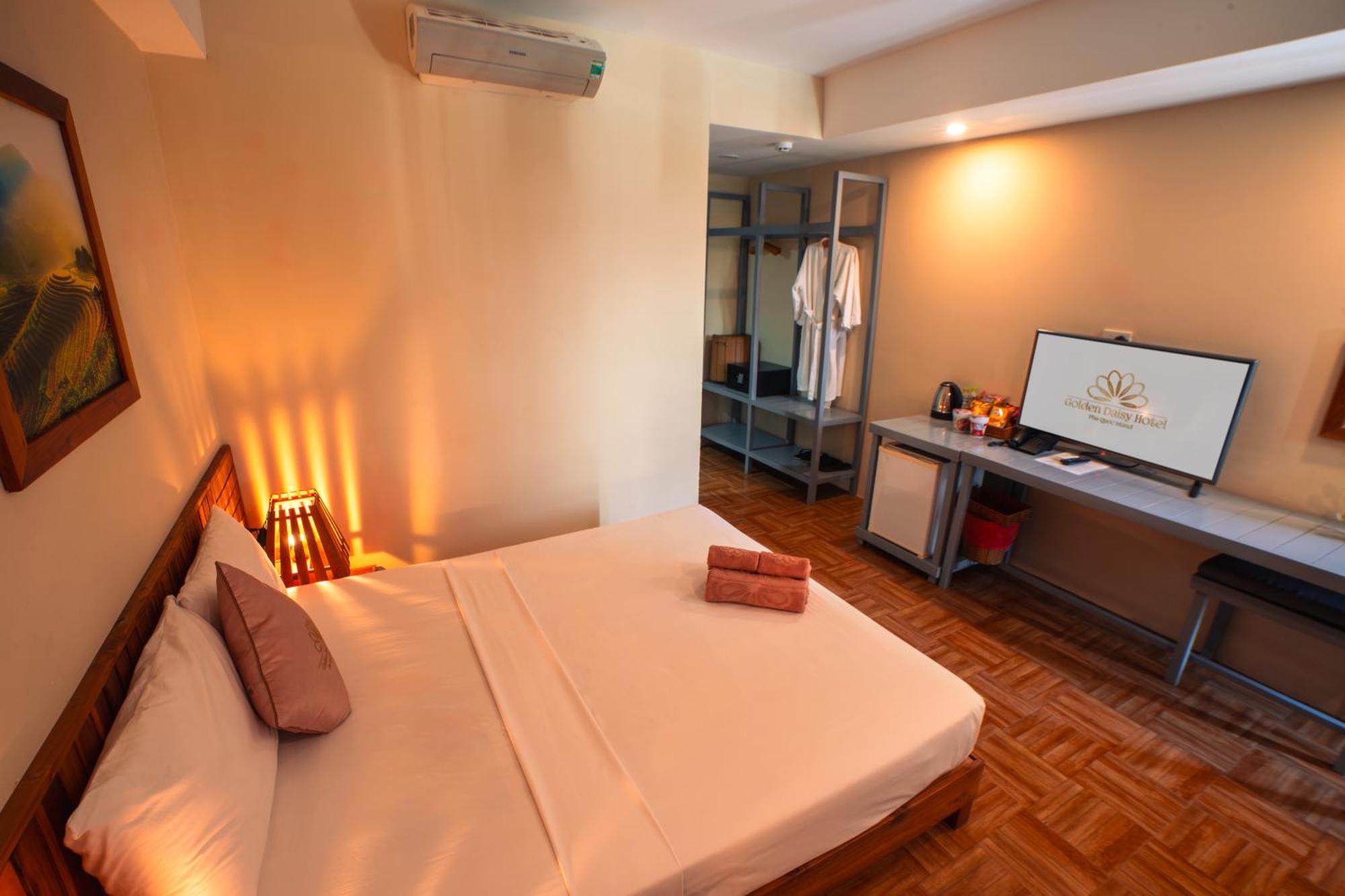 Golden Daisy Hotel Phu Quoc Exterior foto